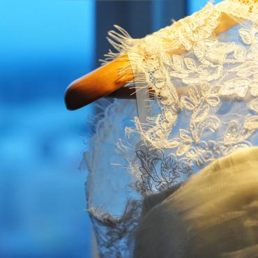 Basiswissen Teil 5 - Welche Arten von Verzierungen gibt es für Brautkleider?