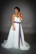 Brautkleid TW0025B - Organza lila Band Schleppe Herzausschnitt 1