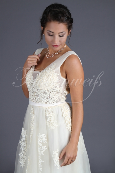 Brautkleid TW0110B - spektakulärer Nude-Look Spitze Perlen tiefer Rücken Schleppe 2